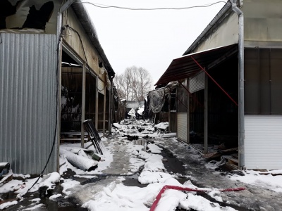 Пожежа на Калинці: постраждалі підприємці просять мера Чернівців допомогти відбудувати контейнери