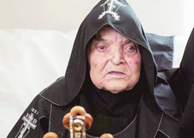 Медики відновили зір 106-річній монахині з Чернівецької області