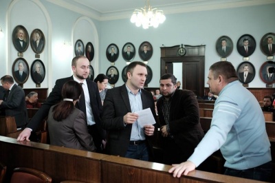 Партія «ДемАльянс» заявила про підтримку ініціативи відкликання 6 депутатів міськради у Чернівцях