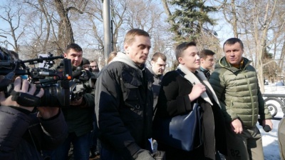 Слідчі СБУ затримали Савченко
