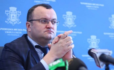 Мер Чернівців назвав депутатів, які мають мільйонні борги перед містом