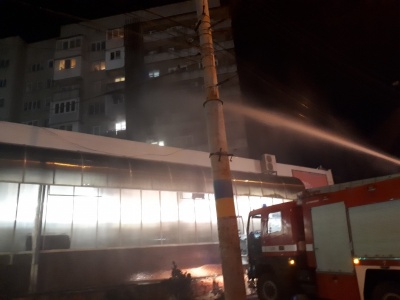 Пожежа в легковику і звіт депутатів. Головні новини Чернівців 26 березня