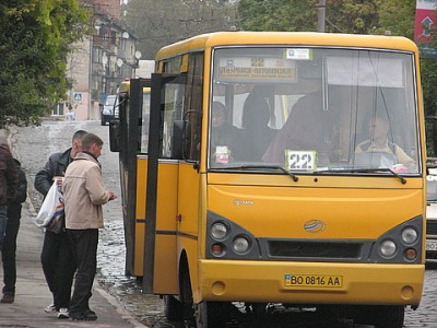 Тернопіль услід за Львовом вирішив відмовитися від маршруток 