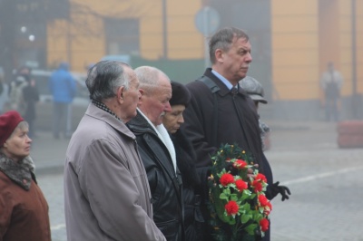 У Чернівцях відбулись урочистості з нагоди 74-ї річниці визволення міста від нацистських загарбників