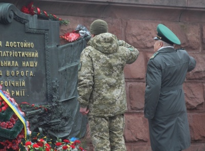 У Чернівцях відбулись урочистості з нагоди 74-ї річниці визволення міста від нацистських загарбників
