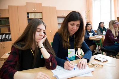 До Чернівців на (не)конференцію Міні-EdCamp з’їхались приблизно 300 вчителів з усієї України