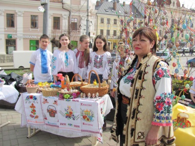 У Чернівцях відкрилася Великодня виставка дитячих робіт (ФОТО)