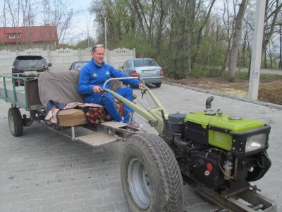 У Чернівецькій області відбулись тракторні гонки (ФОТО)
