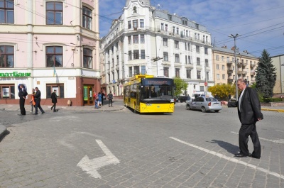 У Чернівцях нові тролейбуси з автономним ходом здійснили перший рейс до Садгори