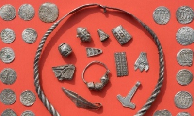 У Німеччині знайшли скарби вікінгів, яким близько тисяча років: дивовижні фото