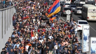 У Вірменії президент відправив у відставку уряд