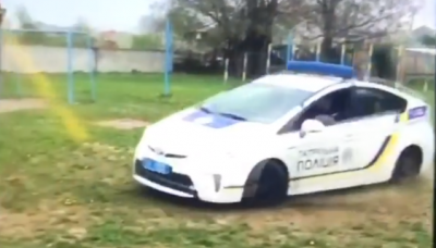 Масове отруєння через хімікати й гонки на поліцейському авто. Головні події Буковини 25 квітня
