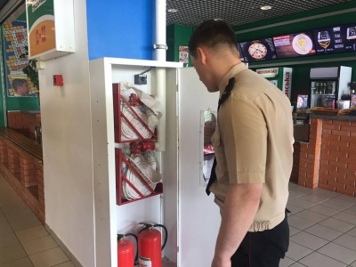 У Чернівцях рятувальники перевірили стан протипожежної безпеки ТРЦ «Екватор»