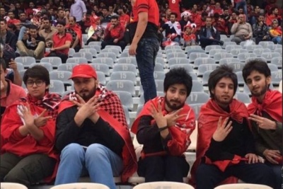В Ірані п'ятеро жінок замаскувалися під чоловіків, щоб потрапити на футбол 