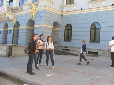 У Чернівцях - туристичний бум: гості приїжджають з-за кордону цілими родинами (ФОТО)