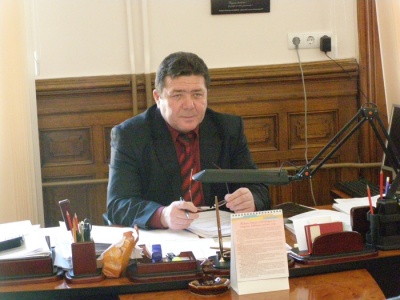 Гучні хабарі та боротьба з «євробляхами»: 10 головних новин цього тижня