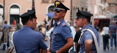 В Італії арештували двох українців за спробу пограбування поліцейського
