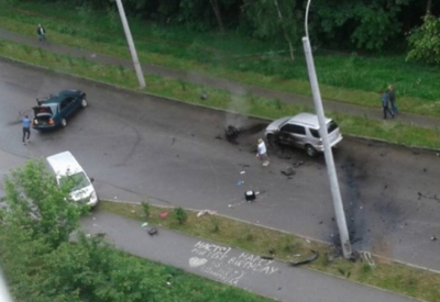 У Чернівцях з автомобіля вилетів двигун після зіткнення через невдалий обгін - фото