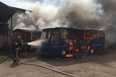 У Чернівецькій області через «зварку» горіли два автобуси