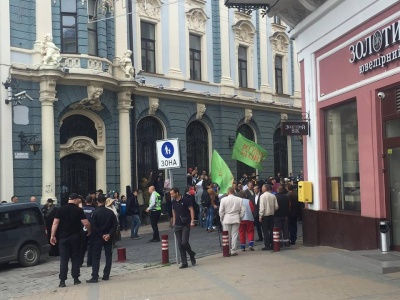 У Чернівцях невідомі повідомили про замінування на місці проведення "Фестивалю рівності"