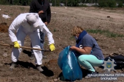 ЗМІ: Власника "Гаврилівських курчат" затримали за організацію пташиного могильника