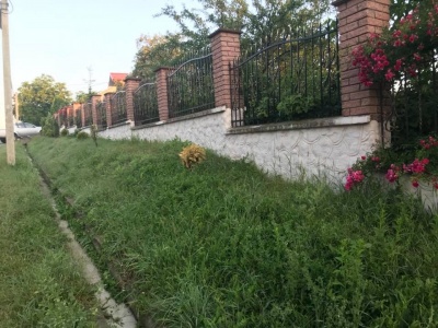 Перекриття траси і обшуки в румунському центрі. Головні новини 11 червня