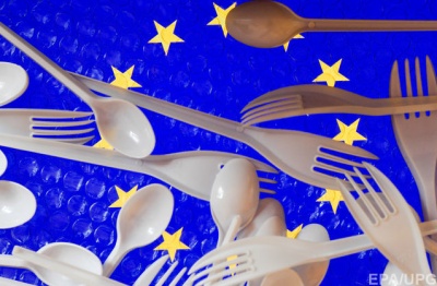 Європарламент вирішив відмовитися від пластикового посуду 