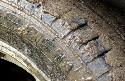 У Чернівцях оштрафували 4 будівельні фірми через брудні колеса вантажівок