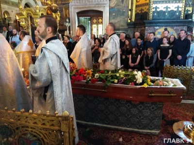 У Києві прощаються з відомим поетом Іваном Драчем