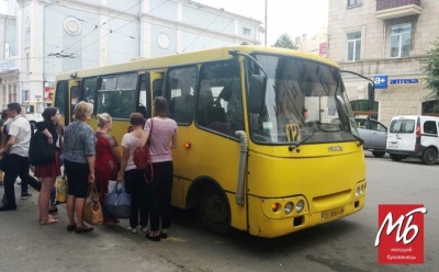 Зміна руху маршруток. Як мережа відреагувала на нововведення у Чернівцях