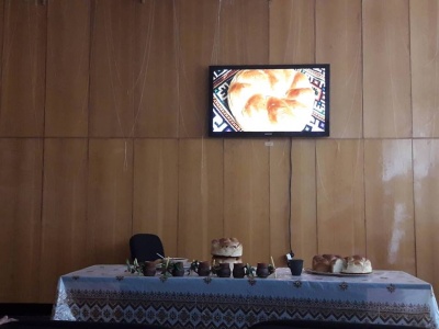 У Чернівцях презентували документальний фільм про обрядовий хліб - фото