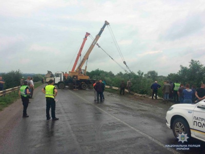 У поліції прокоментували трагічну ДТП з бетоновозом під Чернівцями