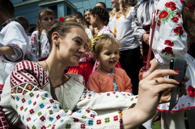 Скандал довкола Дня вишиванки: міністерство відмовилось патентувати свято, започатковане у Чернівцях