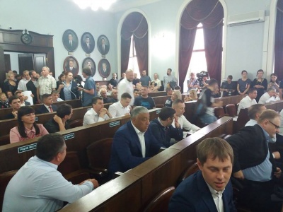 У Чернівцях позачергова сесія міської ради тривала п’ять хвилин