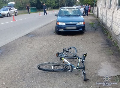 Збили дитину та наїхали на велосипедиста: за вихідні сталося три  ДТП з потерпілими