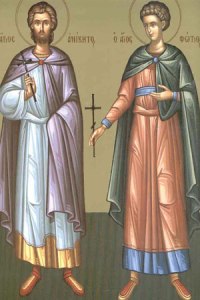 25 серпня за церковним календарем - мучеників Фотiя i Аникити