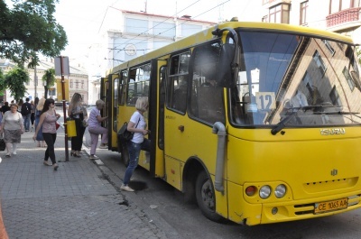 Відновлення маршруток №11, №12 та зникнення цифрового телебачення. Головні новини Буковини 31 серпня