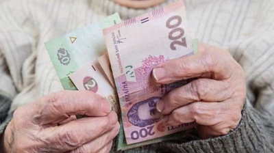 Пенсія або робота: в Україні пенсіонерів ставитимуть перед вибором