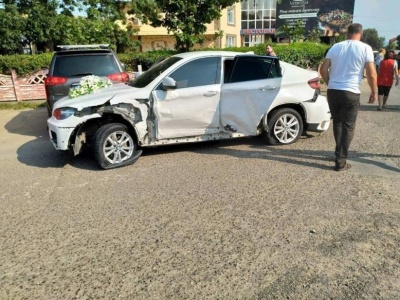 ДТП з «весільним» авто і кіно-карнавал у Чернівцях. Головні новини 12 серпня