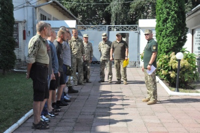 До Києва на парад до Дня Незалежності відправили 9 бійців з Буковини