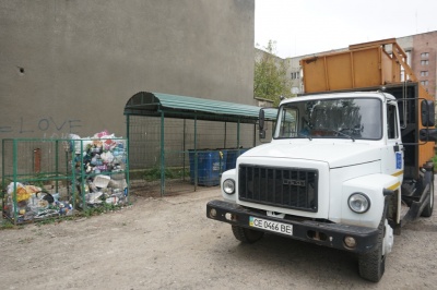 Новий дах школи і система сортування сміття: як ОТГ на Буковині успішно реалізовує міжнародні проекти - фото