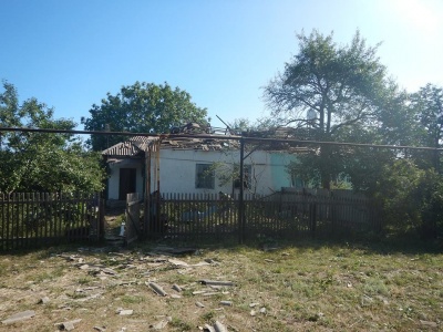 У будинок влучило шість снарядів: від обстрілів бойовиків на Донбасі загинув мирний мешканець
