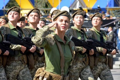 Стало відомо, скільки жінок-воїнів служать в ЗСУ