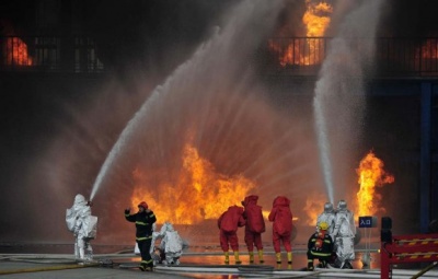 У Німеччині вибухнув нафтопереробний завод: є багато постраждалих