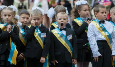 Супрун розповіла про шкоду шкільних лінійок