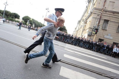 У Санкт-Петербурзі поліція затримала близько 500 протестувальників