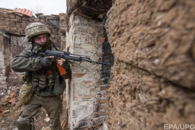 Ситуація на Донбасі: четверо українських військових отримали поранення 