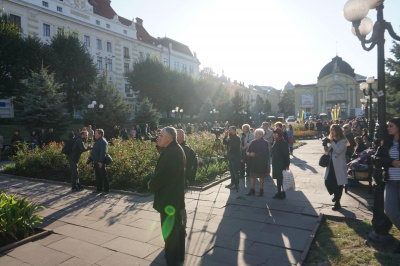 У Чернівцях близько 50 жителів спільно помолилися за місто - фото