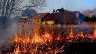 Супрун закликала не палити бадилля