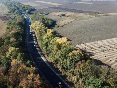 Ремонти повним ходом: показали вражаючі знімки із траси «Житомир-Чернівці»